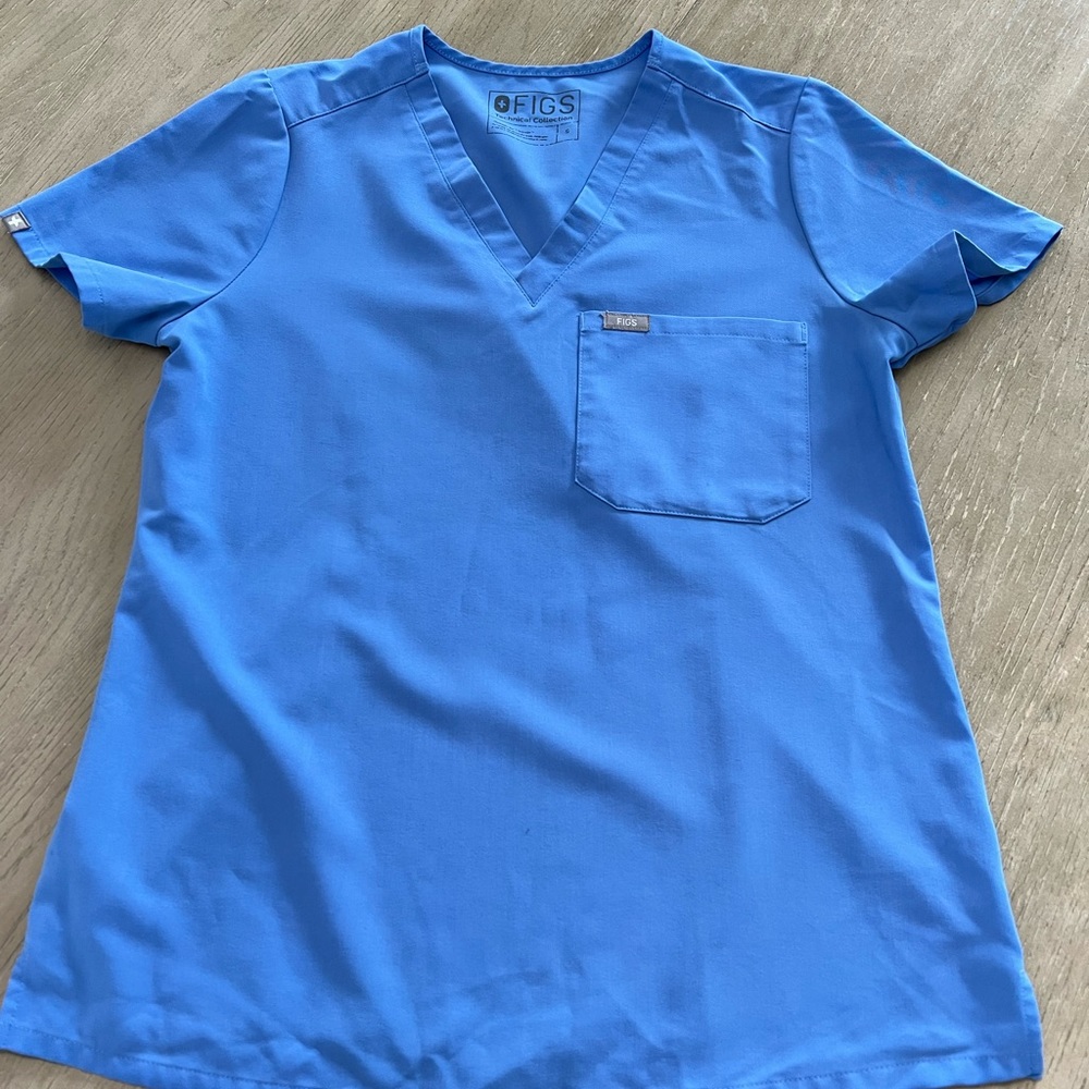 Figs Scrub Top